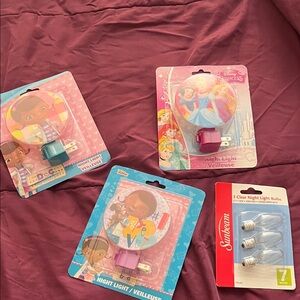 Disney Princess and Doc McStuffins Night Light Set - Pink and Blue